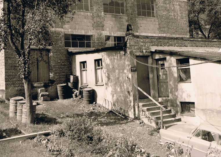 1955 - Das erste Firmengebäude